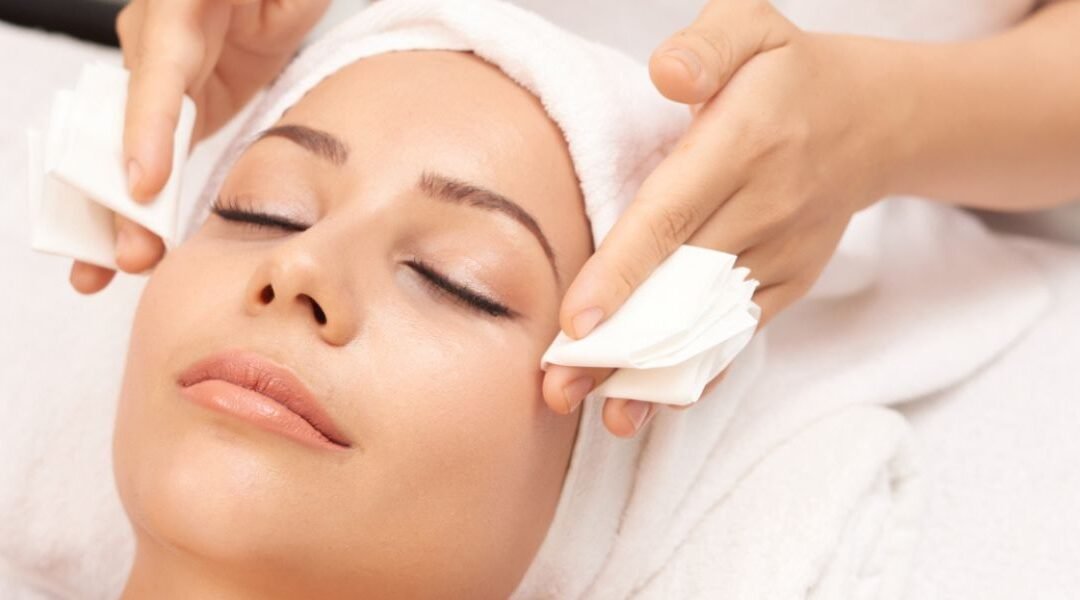 What is the difference between an aesthetician and a cosmetician?